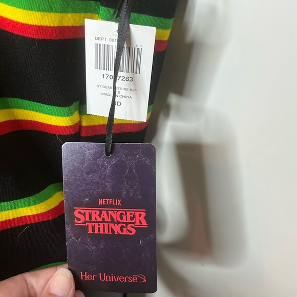 Her Universe Stranger Things Demogorgon Stripe Baby Girls T-Shirt Hot Topic Sz M - Picture 7 of 8